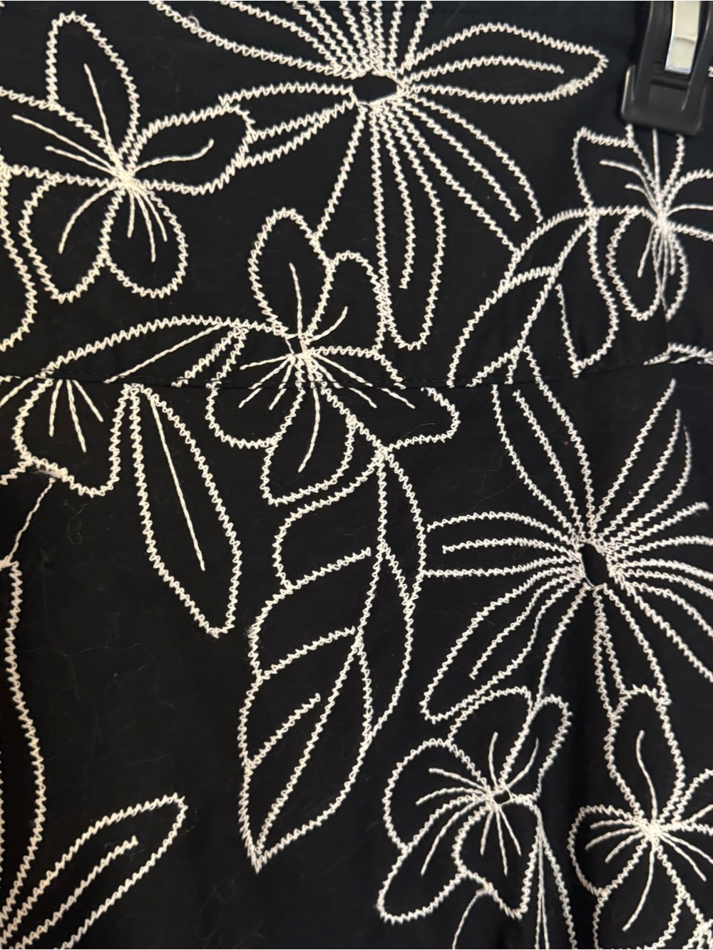 White House Black Market Black/White Floral Flare Skirt SZ: 12 #1 - Picture 2 of 10